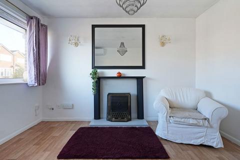 8 Binsted Gardens, Sheffield, S5 8NU