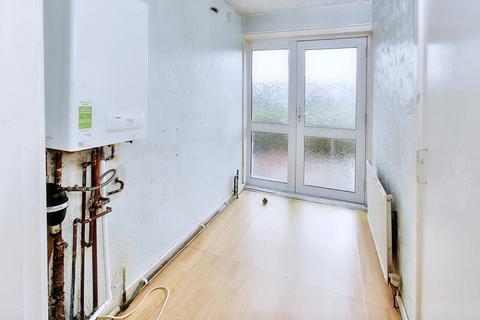 70 Bannachra Crescent, Alexandria, G83 0LQ