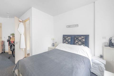 Apartment 1, Peebles Court, 21 Whitestone Way, Croydon, CR0 4WJ