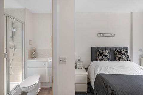 Apartment 1, Peebles Court, 21 Whitestone Way, Croydon, CR0 4WJ