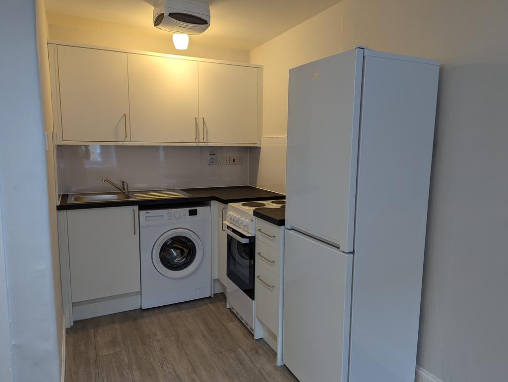 Kitchen 2