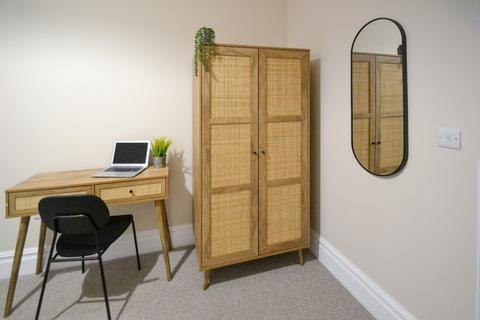 2 bedroom flat to rent, Musters Road, West Bridgford NG2