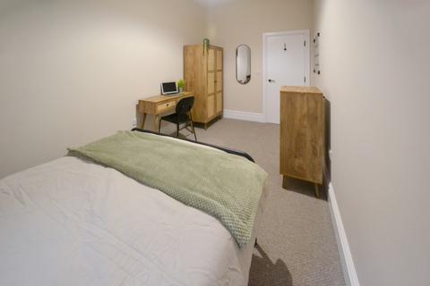 2 bedroom flat to rent, Musters Road, West Bridgford NG2