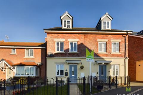 3 bedroom semi-detached house for sale, Ceiriog Way, St. Martins