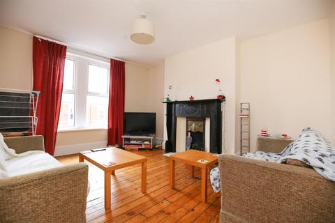 4 bedroom maisonette to rent, Newlands Road, Newcastle Upon Tyne NE2