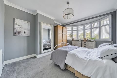 97 Midhurst Hill, Bexleyheath, DA6 7NL