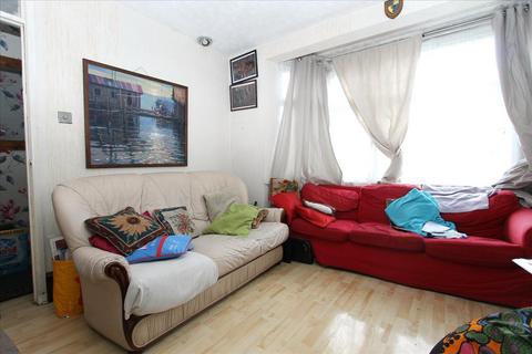 2 bedroom house for sale, Nightingale Road, London, N9