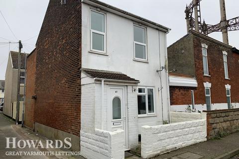 3 bedroom end of terrace house to rent, Ordnance Road, Great yarmouth