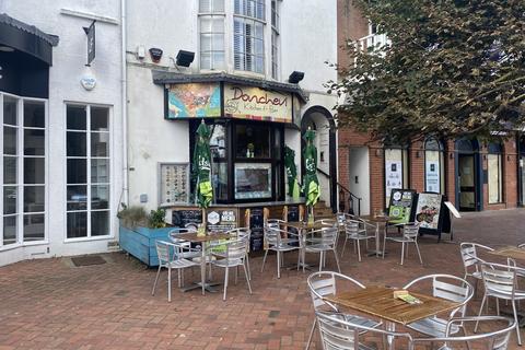 Retail property (high street) to rent, Worthing BN11