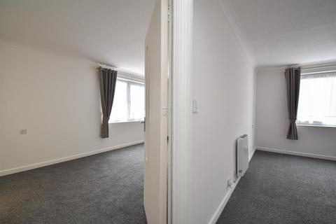 1 bedroom flat for sale, Denmark Place, Hastings