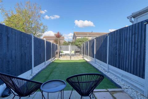 25 Camellia Crescent, Clacton-on-sea, CO16 7EU