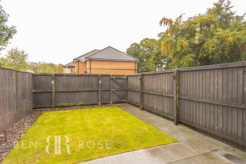 15 Centurion Way, Farington, Leyland, PR25 3BF