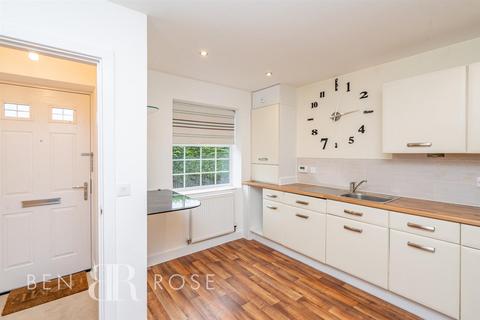 15 Centurion Way, Farington, Leyland, PR25 3BF