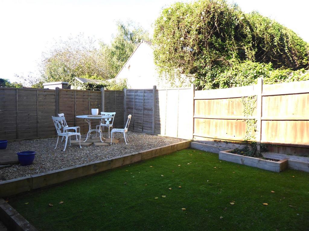Garden 1.JPG
