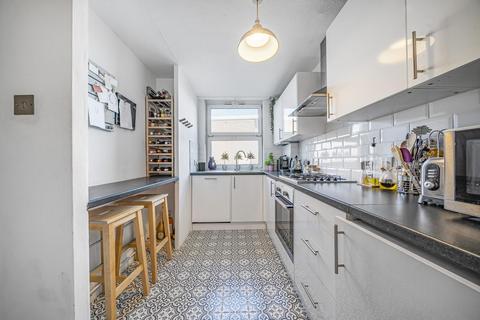 2 bedroom flat for sale, Fulham Road, Fulham