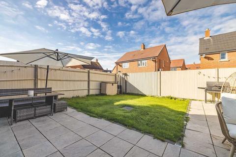 25 Boundary Drive, Wexham, Slough, SL2 4FQ