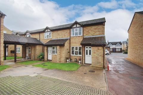 2 bedroom end of terrace house for sale, Harvest Court, St. Ives, PE27