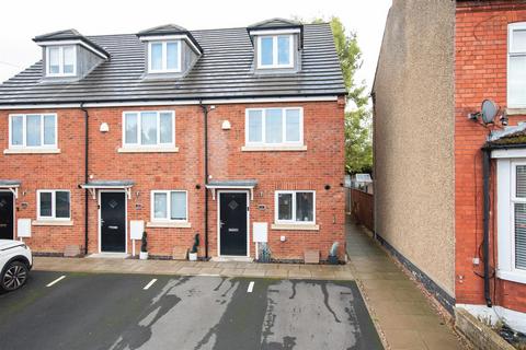 3 bedroom townhouse for sale, Milner Road, Finedon, Wellingborough