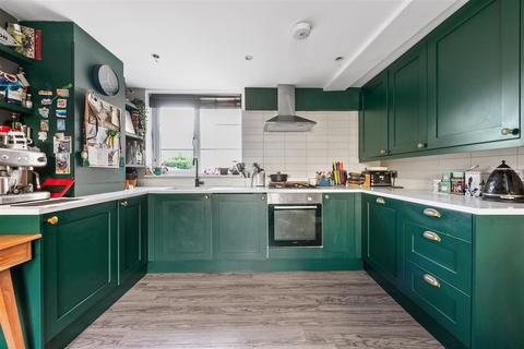 1 bedroom flat for sale, Sunny Bank, LONDON