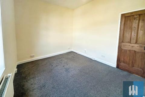 2 bedroom terraced house for sale, William Street, Brighouse, West Yorkshire, HD6