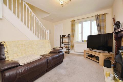 13 Rosemount Drive, Scunthorpe, DN16 2RJ