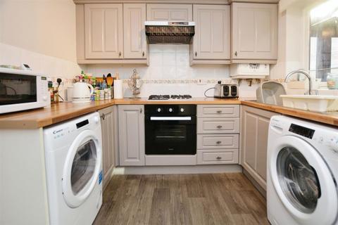 13 Rosemount Drive, Scunthorpe, DN16 2RJ