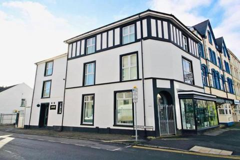 4 bedroom flat to rent, Swansea SA1