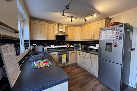 3 bedroom end of terrace house for sale, The Beck, Dudley