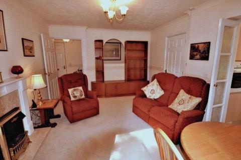 1 bedroom retirement property for sale, Churchill Court, Kelham Gardens, Marlborough, SN8 1LD