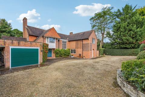 5 bedroom detached house for sale, Woodside Avenue, Beaconsfield, HP9