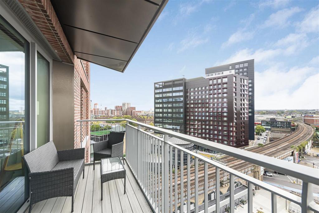 Balcony, Elmbridge House, Eden Harper SW11