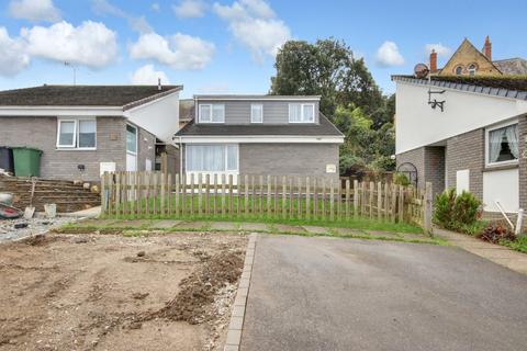 2 bedroom detached bungalow for sale, Crosspark Close, Barnstaple EX31