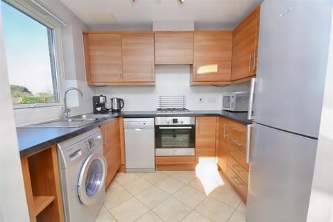 2 bedroom flat to rent, Hamworthy