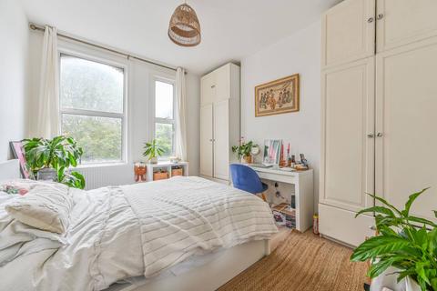 2 bedroom flat to rent, Battersea Park, Battersea, London, SW11