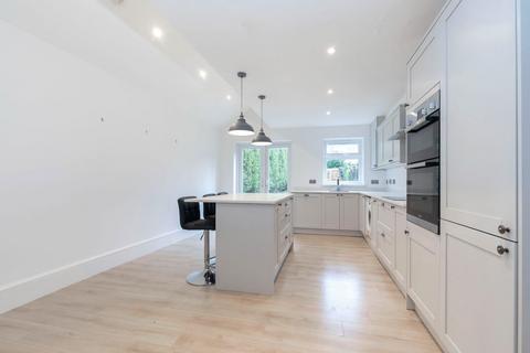 16 Alstone Croft, Cheltenham, GL51 8HA