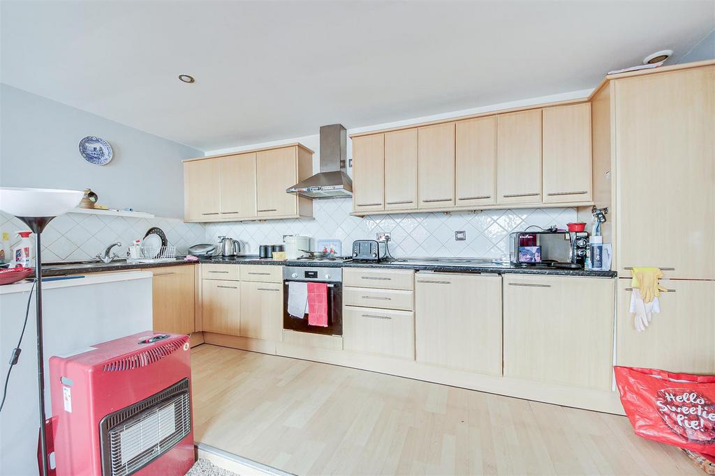 Living Room / Kitchen