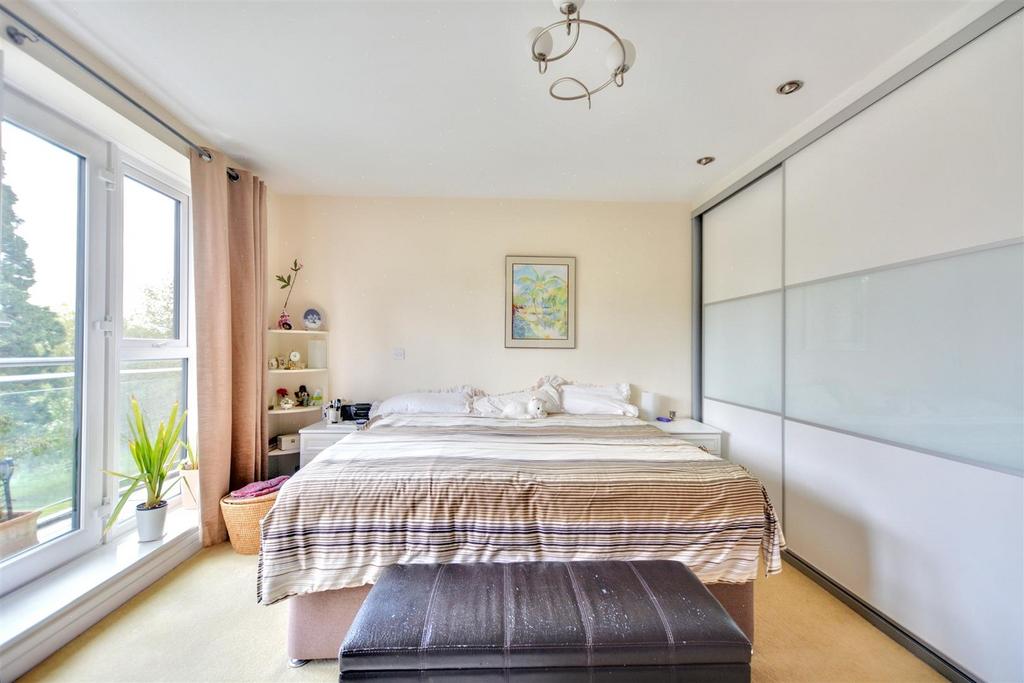 Bedroom 1 2.jpeg