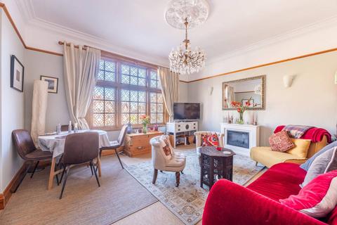 2 bedroom flat for sale, Heathfield Park, Willesden, London, NW2