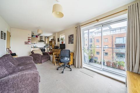 1 bedroom flat for sale, Oakwood Close, Hither Green