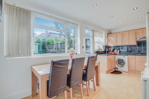 5 bedroom terraced house for sale, Kenwyn Drive, London, NW2