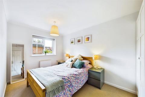 6 Bromelia Close, Bramley, Tadley, RG26 5QQ