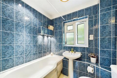 6 Bromelia Close, Bramley, Tadley, RG26 5QQ