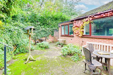 3 bedroom detached bungalow for sale, Carlton Road, Carlton NG3