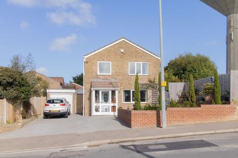 4 bedroom detached house for sale, Mickleburgh Hill, Herne Bay, CT6