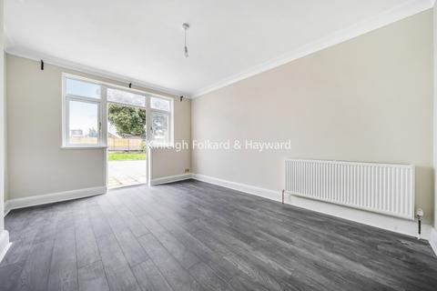 4 bedroom house to rent, Sunset Road, London SE5