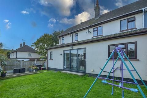 3 bedroom semi-detached house for sale, Clarence Road, Pilgrims Hatch, Brentwood