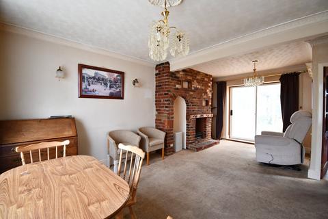 3 bedroom semi-detached house for sale, Ditmas Avenue, Kempston, Bedford, MK42