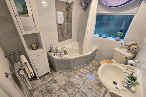 22 Cameron Close, Daventry, NN11 9HX