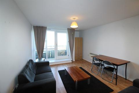 2 bedroom apartment to rent, Aspect 14, LS2