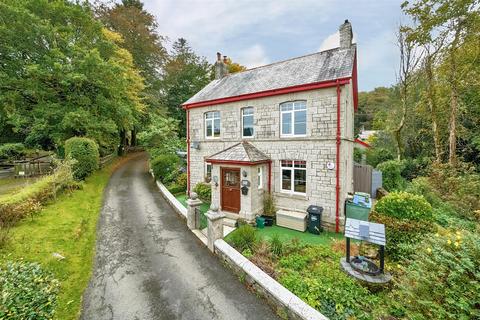 4 bedroom detached house for sale, Carthew, St. Austell